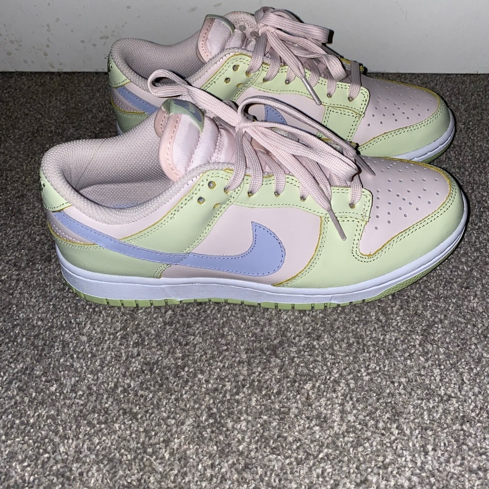 Women’s dunks - still have box